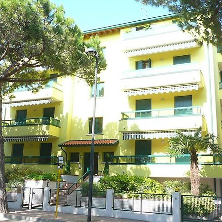Residence Pineta - Agenzia Cocal Caorle Eksteriør billede