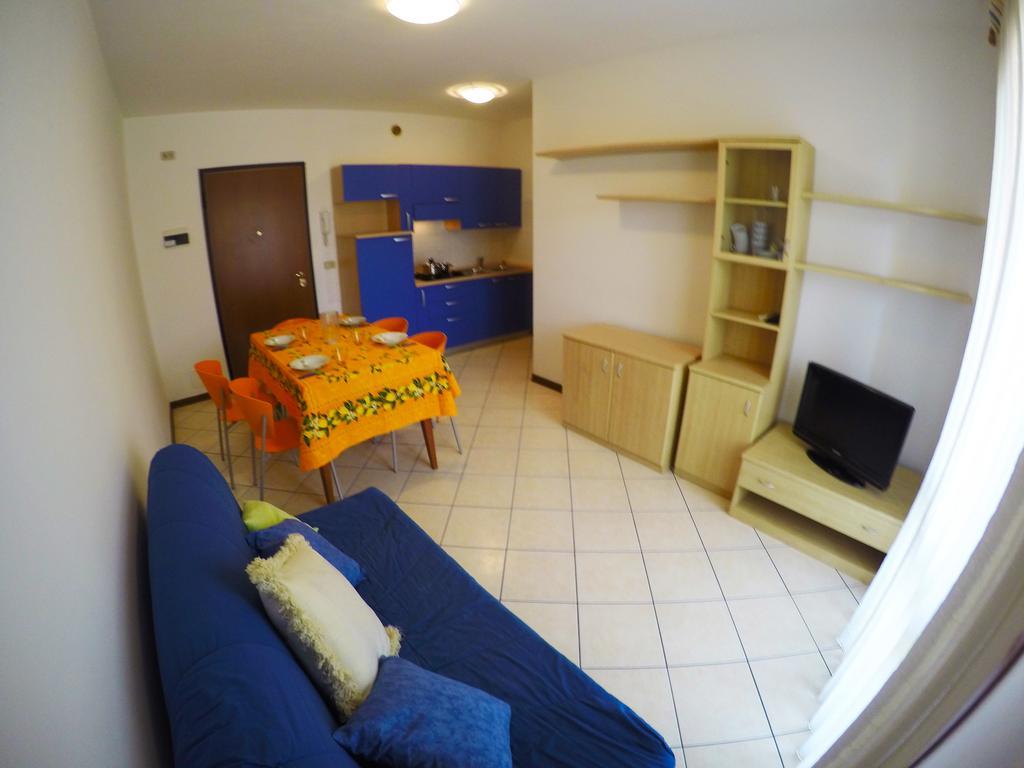 Residence Pineta - Agenzia Cocal Caorle Værelse billede