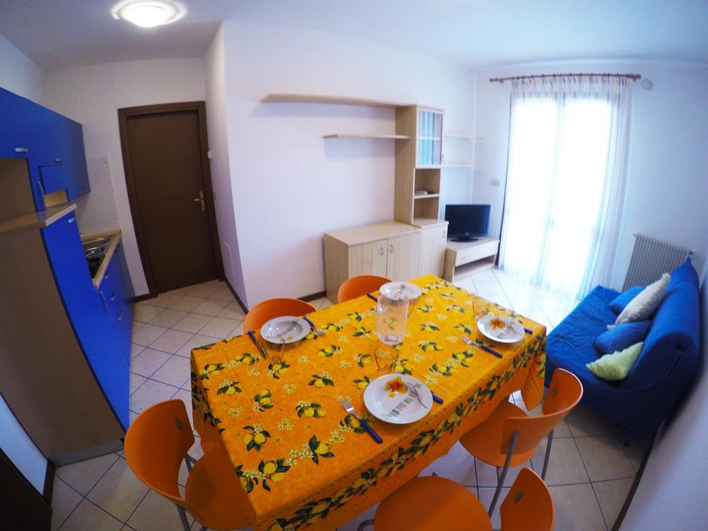 Residence Pineta - Agenzia Cocal Caorle Værelse billede